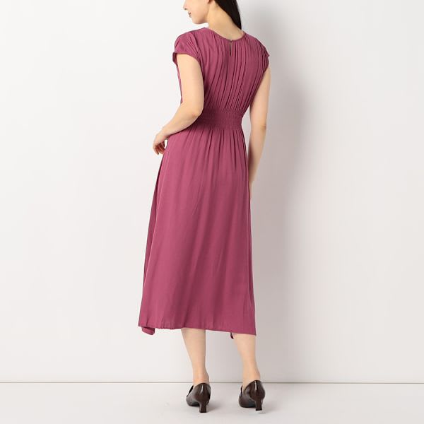 フロントボタンデザインギャザーワンピース