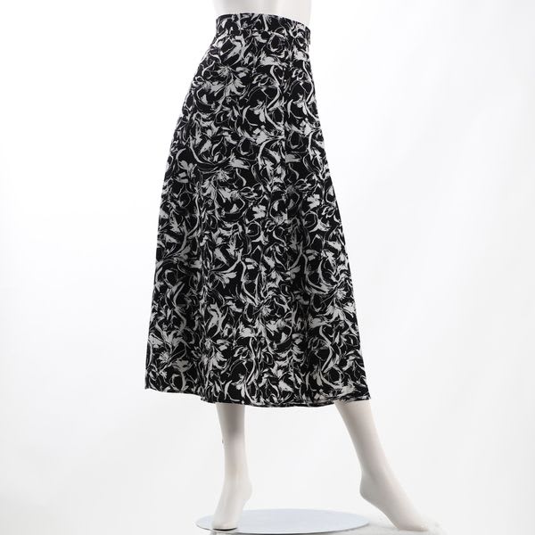 フラワープリントAラインスカート