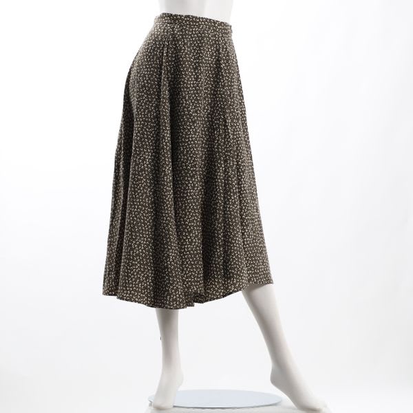 イレヘム幾何学柄スカート