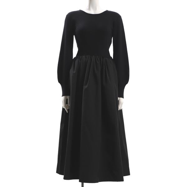 リブニットとギャザーフレアスカートのドッキングワンピース