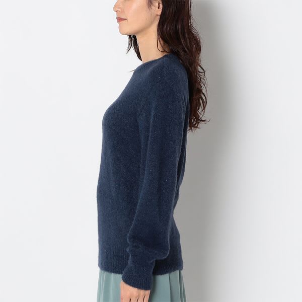 ラメクルーネックニット