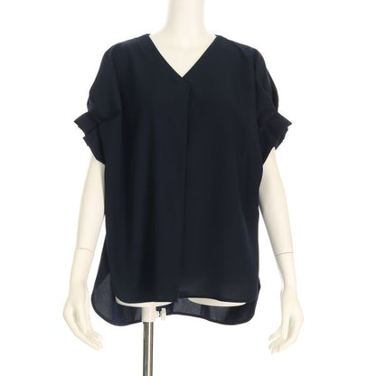 バックDカンベルトデザインブラウス