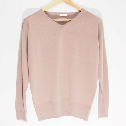 さらっとした素材感ニット