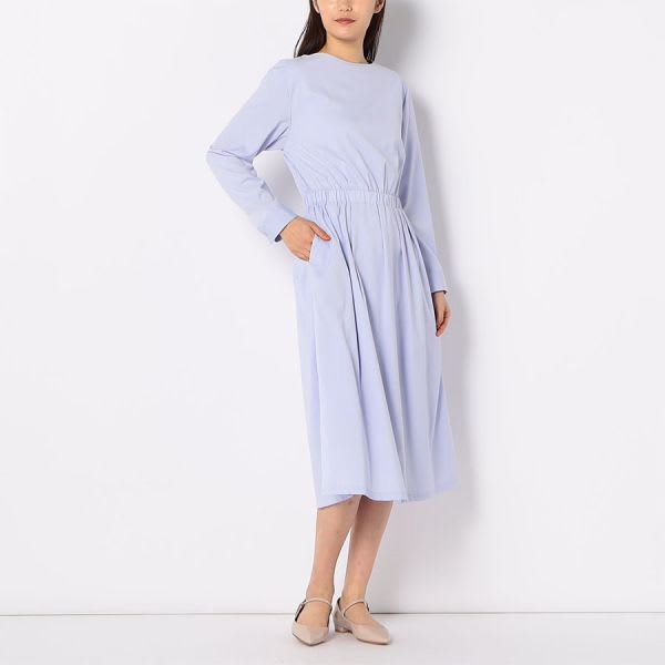 バックタックデザインワンピース