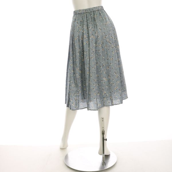 小花柄フレアスカート