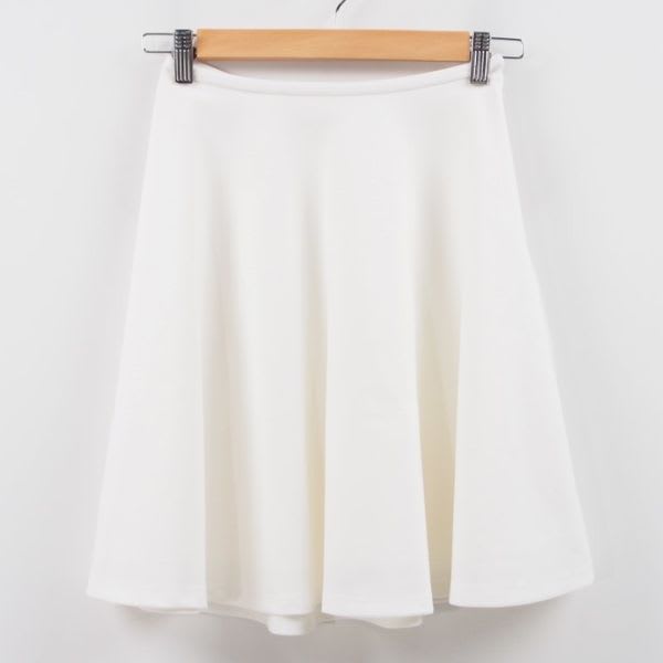 シンプルフレアスカート