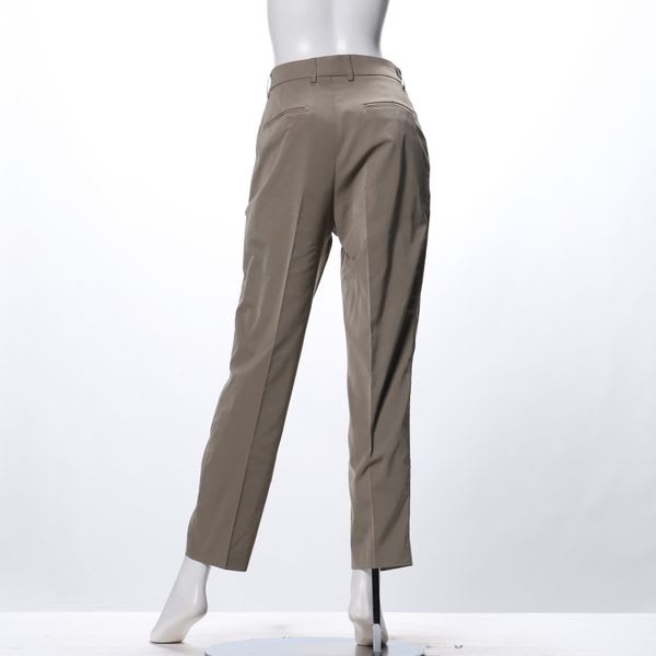 タンブラーストレッチテーパードパンツ