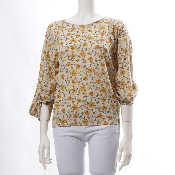 花柄ラウンドネックブラウス