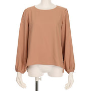 パフスリーブブラウス