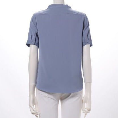 Vラインタックブラウス