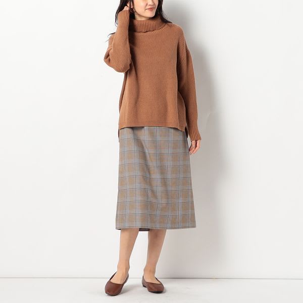 チェック柄セミタイトスカート