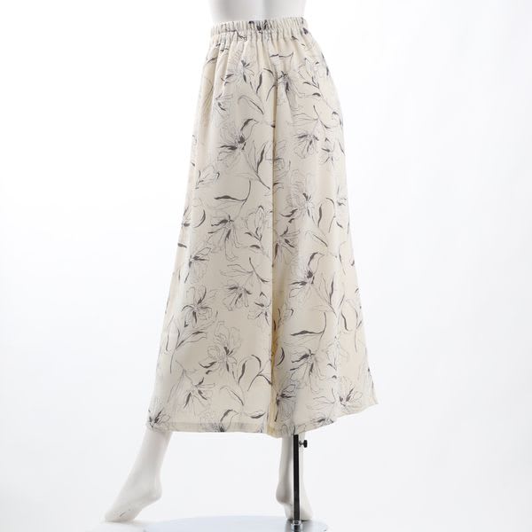 花柄ラップ風パンツ