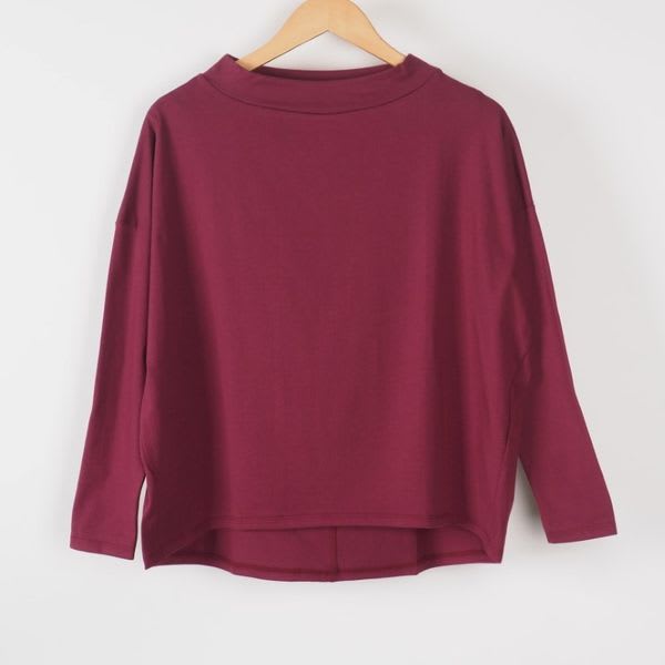 オフネックカットソー