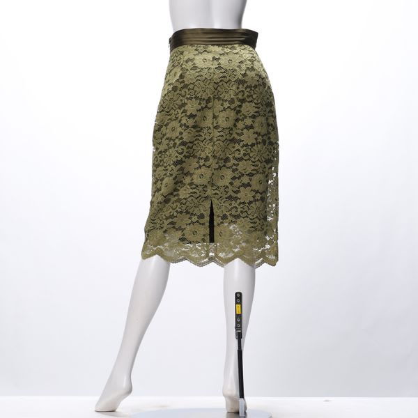 異素材使い総レーススカート