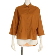 後ろ丈長めデザイン襟付きシャツ