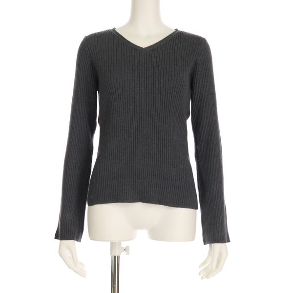 Vネックワイドスリーブニット