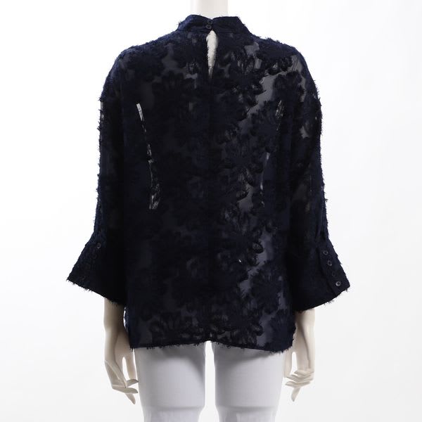 ジャガードスタンドカラーブラウス