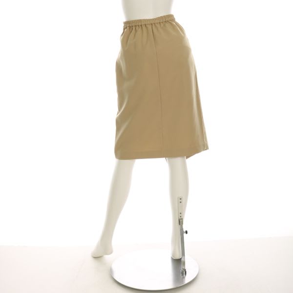 ラップ風ボタンタイトスカート