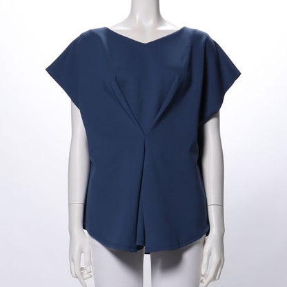 タックデザインカットソー