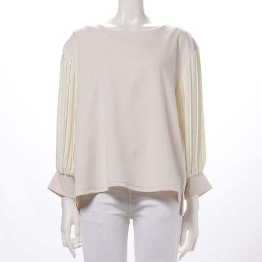 袖プリーツデザインカットソー