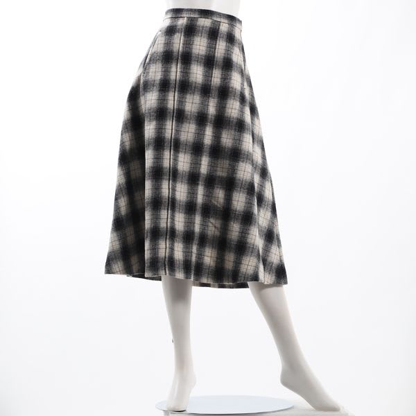 オンブレチェックフレアスカート