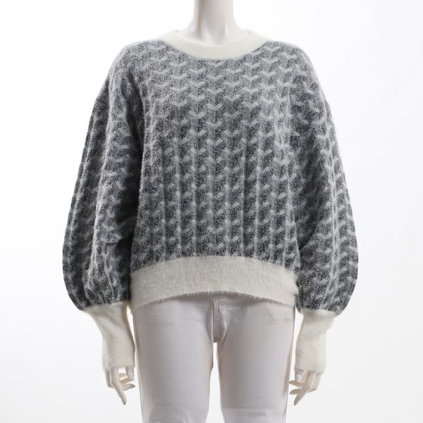 フェザーヤーン柄編みふんわりスリーブニットトップス