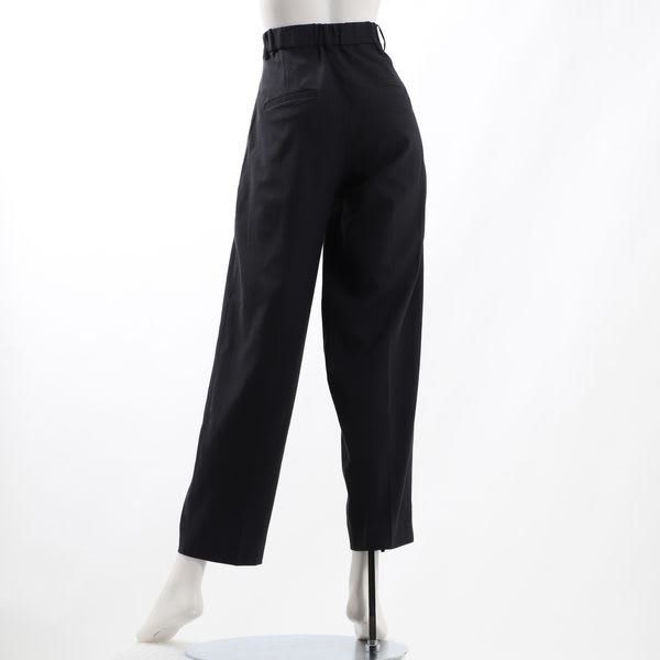 フロントタックデザインパンツ