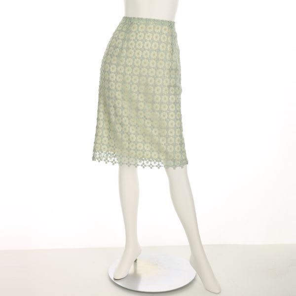 フラワーレースタイトスカート
