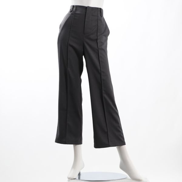 センターシームセミワイドパンツ