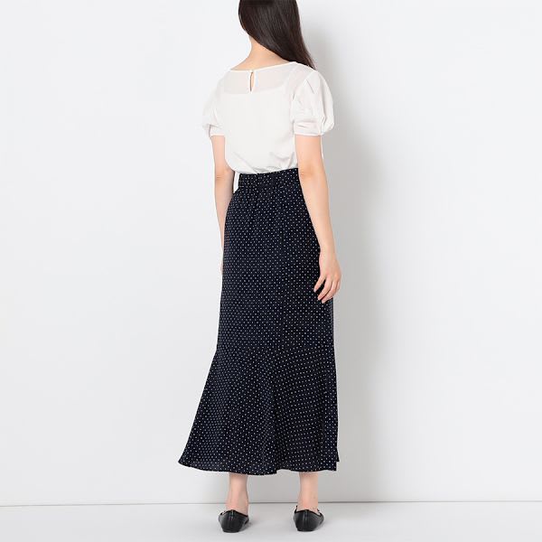 パフスリーブブラウス