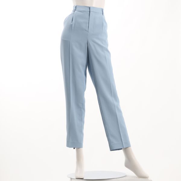 タックテーパードパンツ