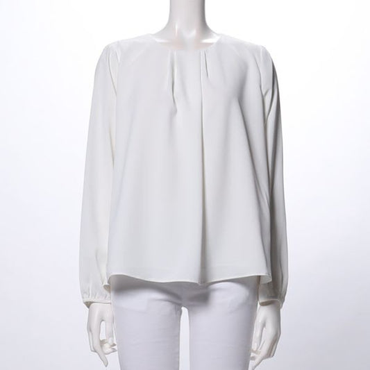 フロントタックブラウス