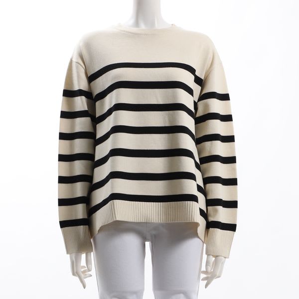 ボーダー柄クルーネックニット