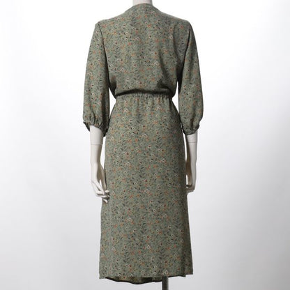 小花柄スタンドVネックワンピース