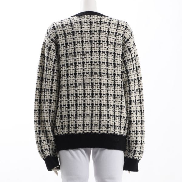 金色ボタンツイードカーディガン