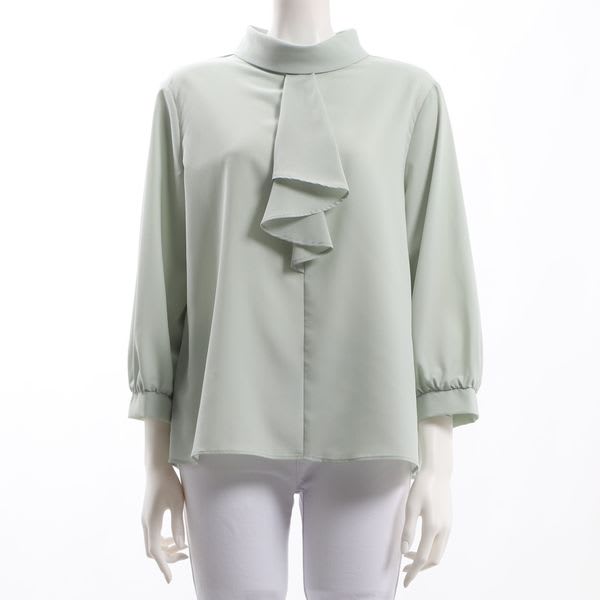 ボウタイ風ブラウス