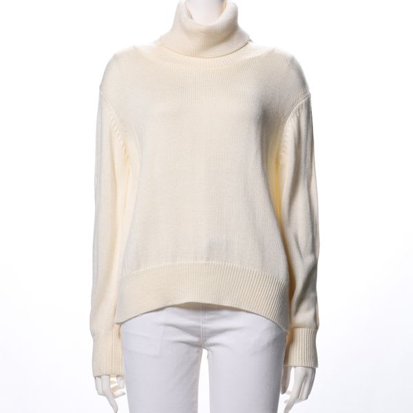 シンプルシルエットタートルネックニット