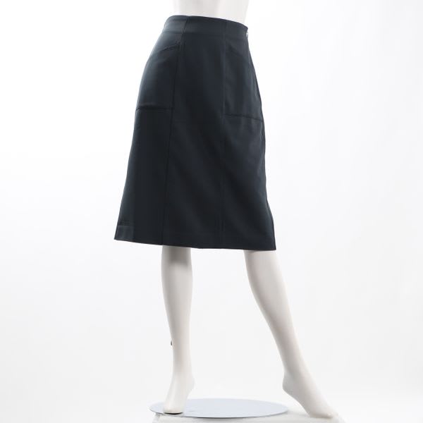フロントポケットセミタイトスカート