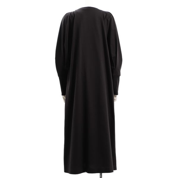 ボリュームスリーブラウンドネックワンピース