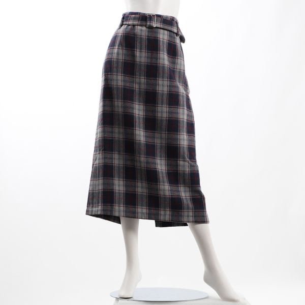 起毛感のあるチェック柄タイトスカート