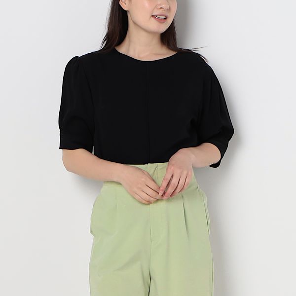 パイピングパフスリーブブラウス