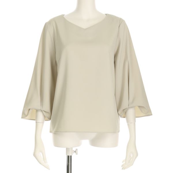 ツイスト袖Vネックブラウス