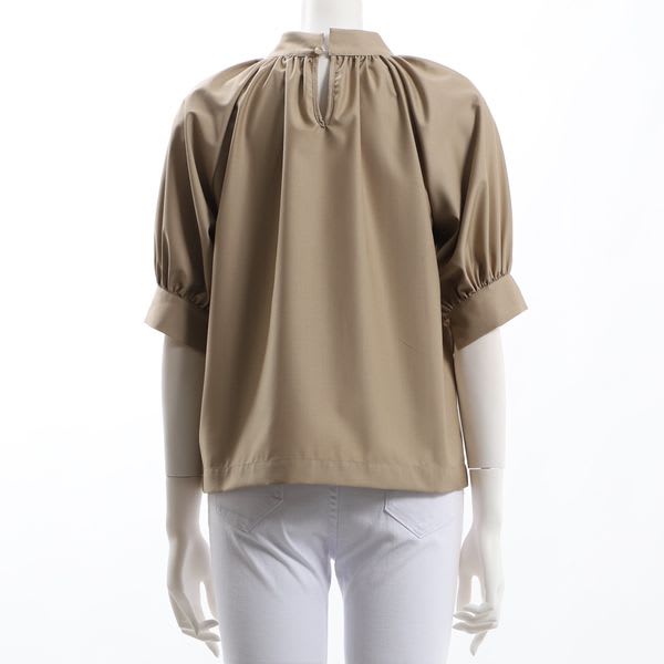ギャザースタンドカラーブラウス