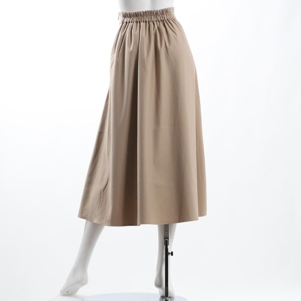 ふんわりフレアスカート