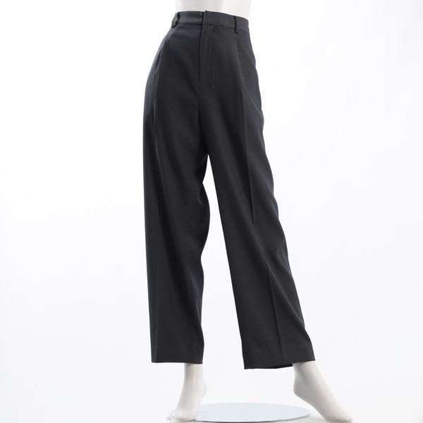 タックワイドパンツ