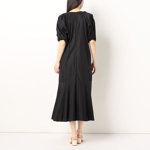 パフスリーブマーメイドシルエットワンピース