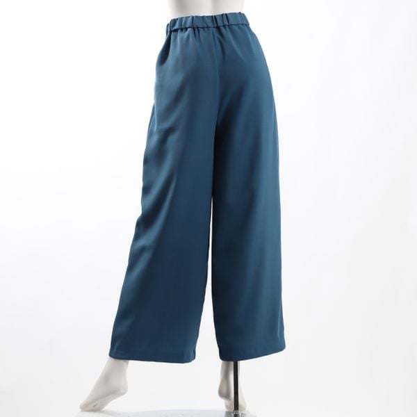 センターシーム入りワイドパンツ