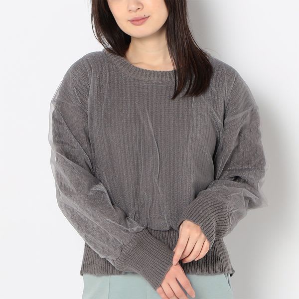 チュール重ね袖ケーブルニット