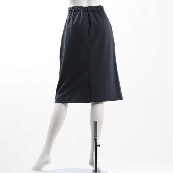フロントポケットセミタイトスカート
