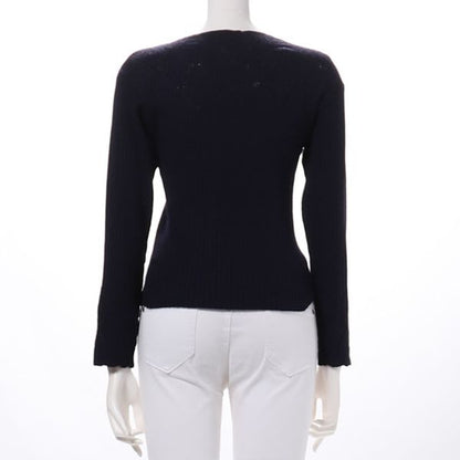 編みデザインスラッシュドネックリブニット